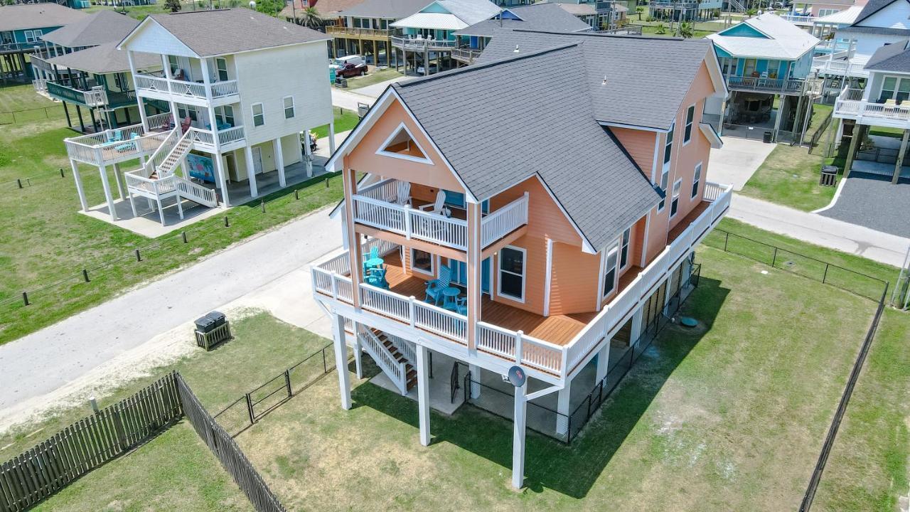 הוילה Bolivar Peninsula Spring Break Specials! Front Row Views - Tiki Bar - Playground מראה חיצוני תמונה
